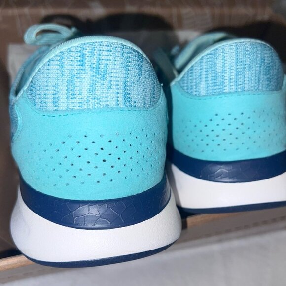 Kizik Lima Women's Size 7 Mint Green Hands Free Slip On Sneakers Shoes - Picture 4 of 7